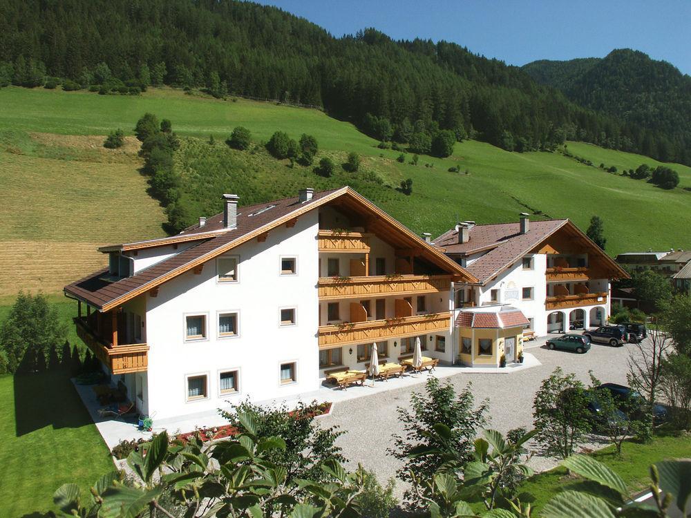 Hotel Sonja Cadipietra Exteriér fotografie